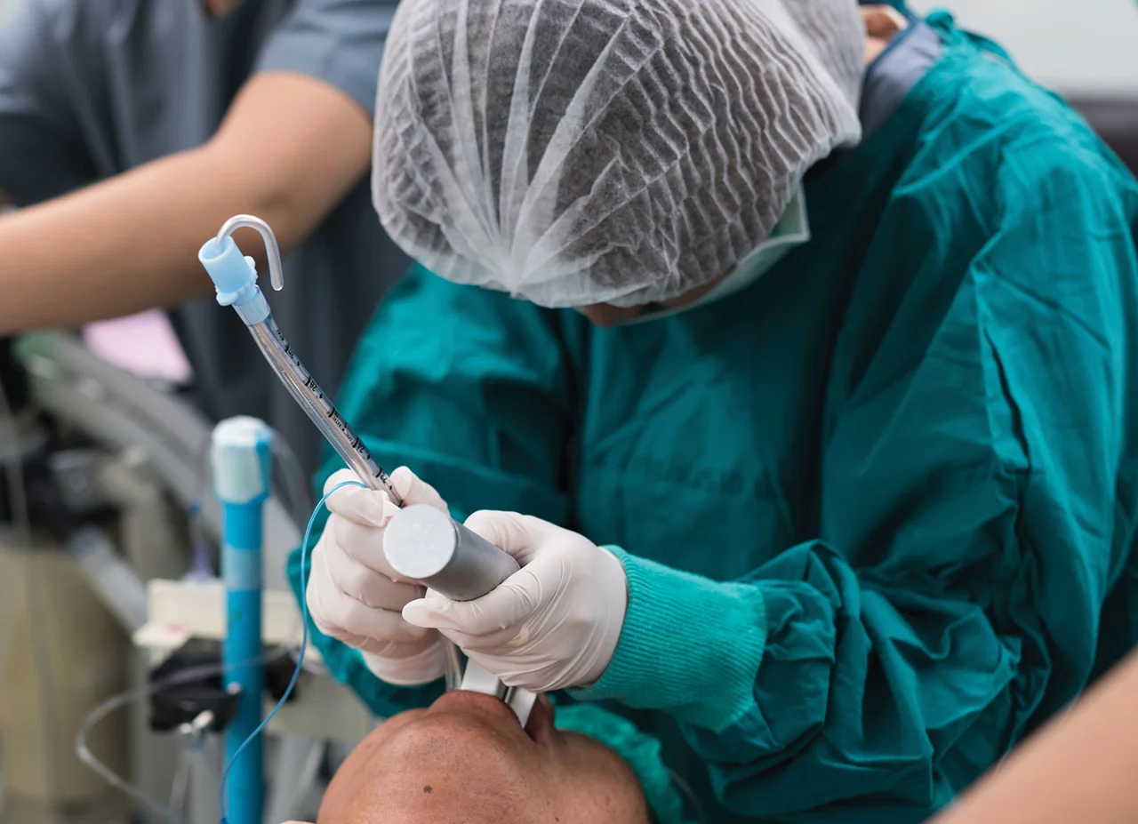 لوله گذاری داخل تراشه مشکل(انتوباسیون مشکل ) Difficult Intubation
